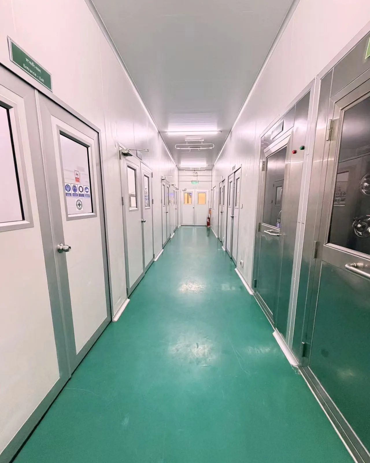 Stainless-steel pass-through airlock between controlled areas at Sawatdee Group’s factory in Samut Prakan, Thailand.